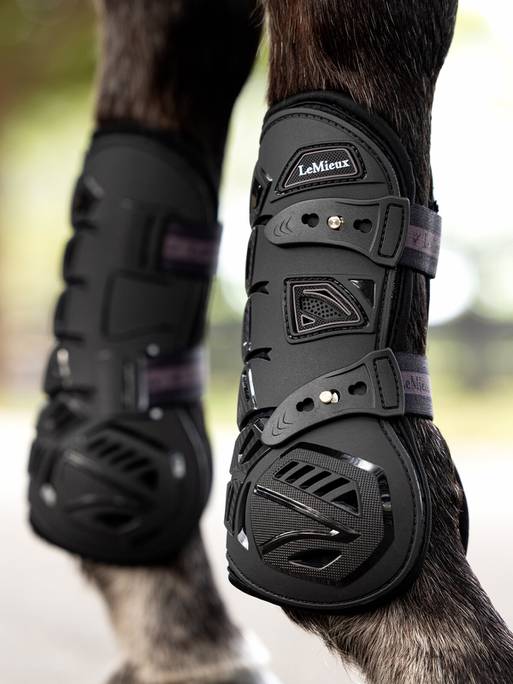 LeMieux Motion Cool Tendon Boot Black